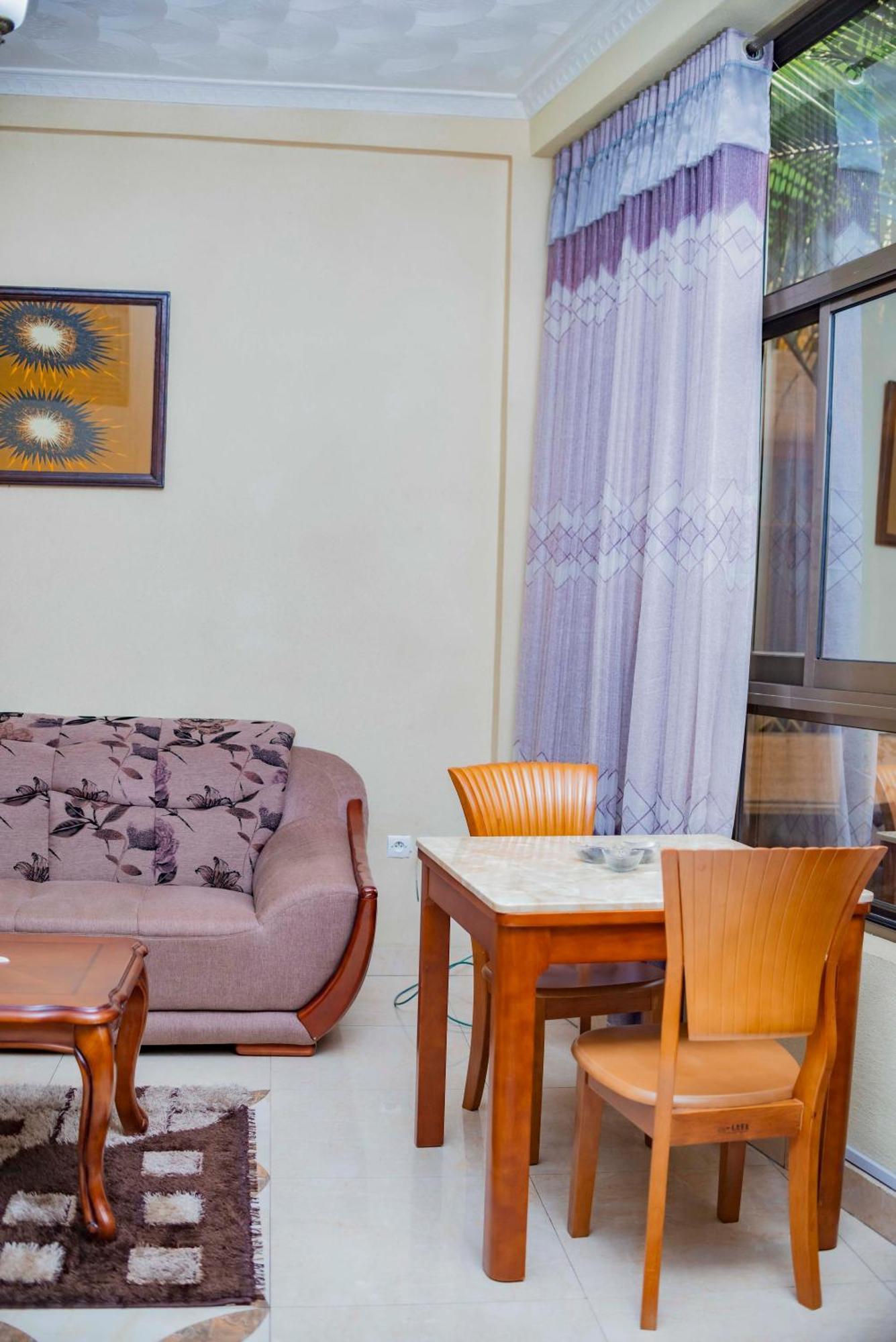 Tigers'S Apartment Hotel Bujumbura Extérieur photo